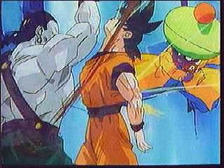 Otaku Gallery  / Anime e Manga / Dragon Ball / Screen Shots / OAV / Dragon Ball Z / 07 - I Tre Super Sayan / 013.jpg